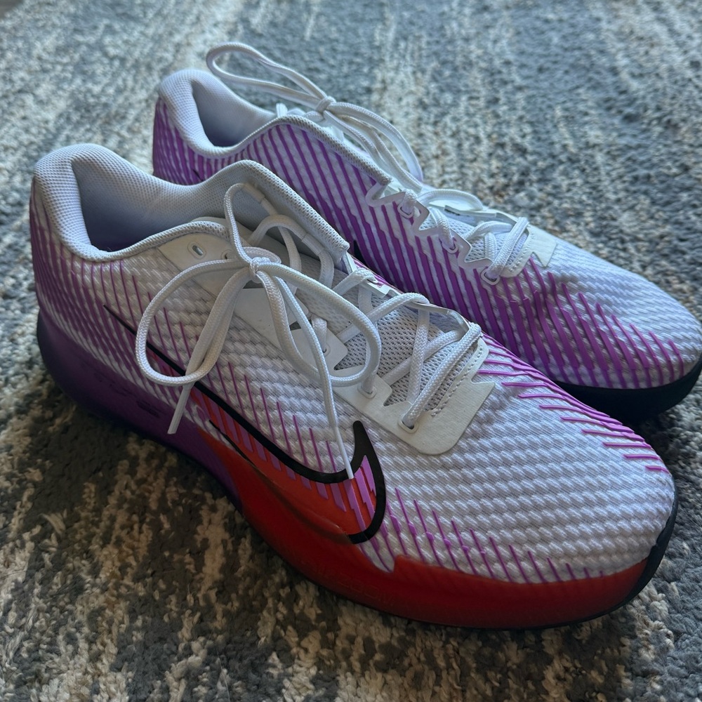 NikeCourt Air Zoom Vapor 11